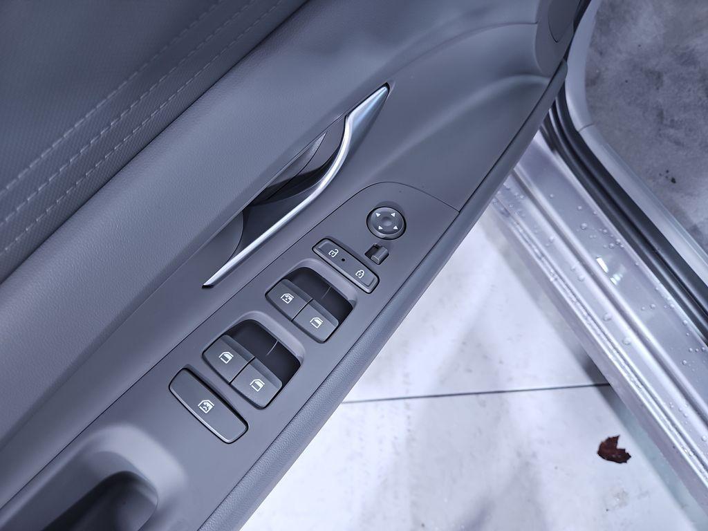 new 2025 Hyundai ELANTRA HEV car, priced at $24,438
