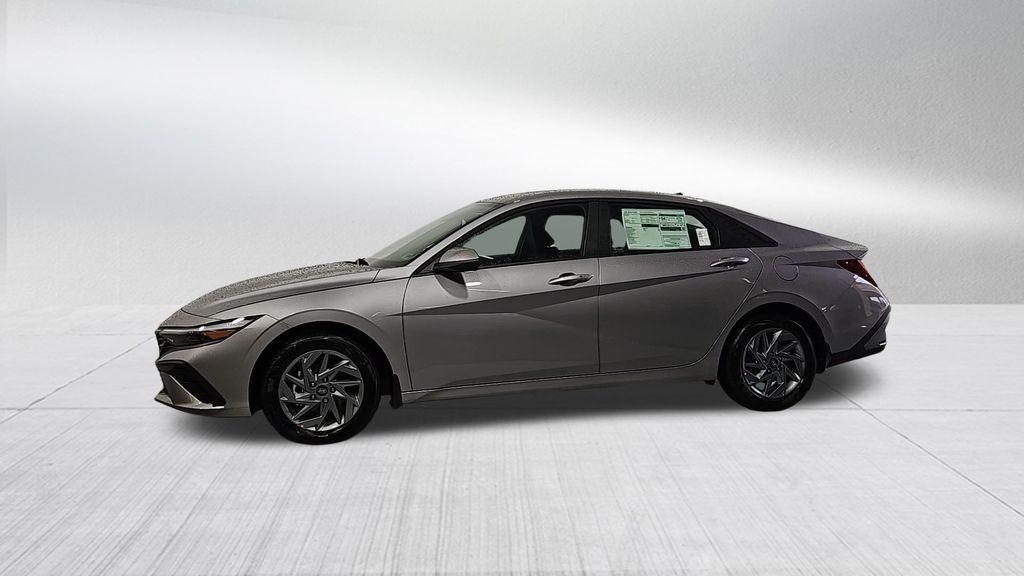 new 2025 Hyundai ELANTRA HEV car, priced at $24,438