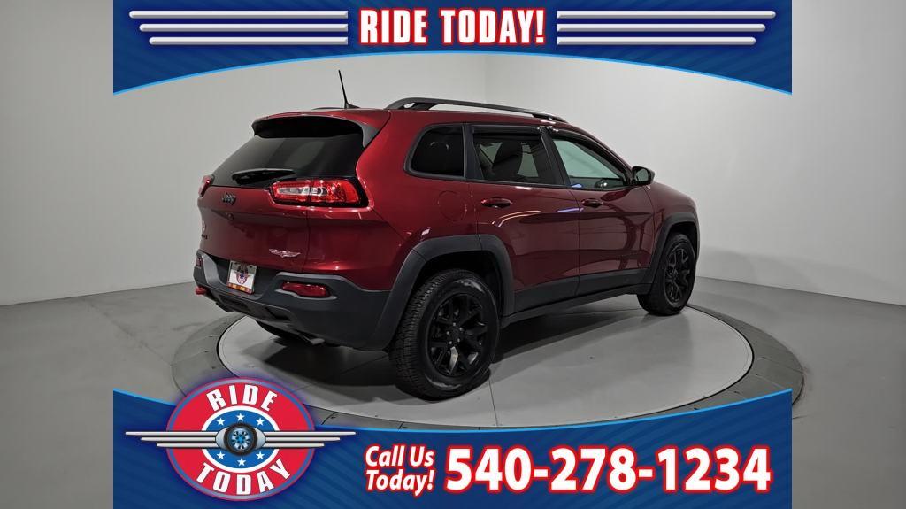 used 2017 Jeep Cherokee car, priced at $16,047