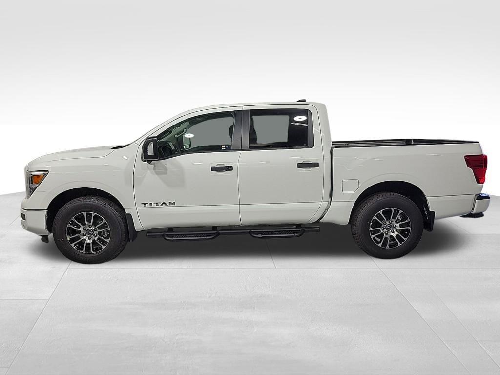 new 2024 Nissan Titan car, priced at $46,910