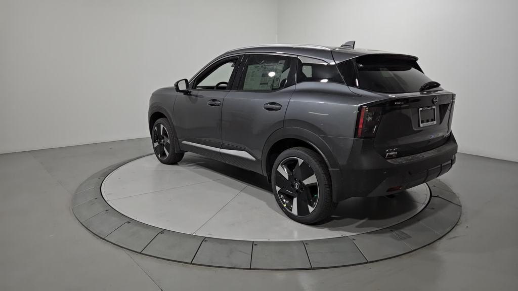 new 2025 Nissan Kicks car, priced at $26,034