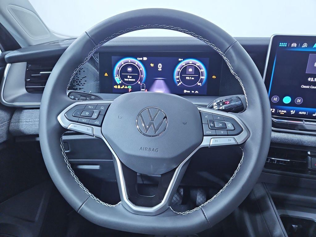 new 2025 Volkswagen Tiguan car, priced at $29,717