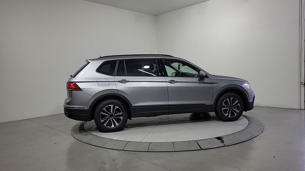 new 2024 Volkswagen Tiguan car, priced at $27,301