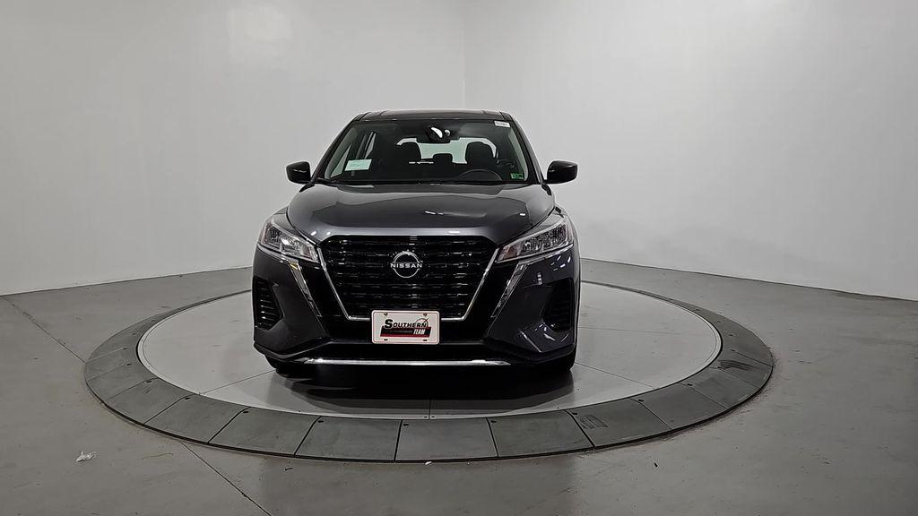new 2025 Nissan Kicks Play car, priced at $21,886