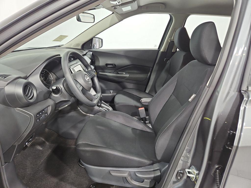 new 2025 Nissan Kicks Play car, priced at $21,886