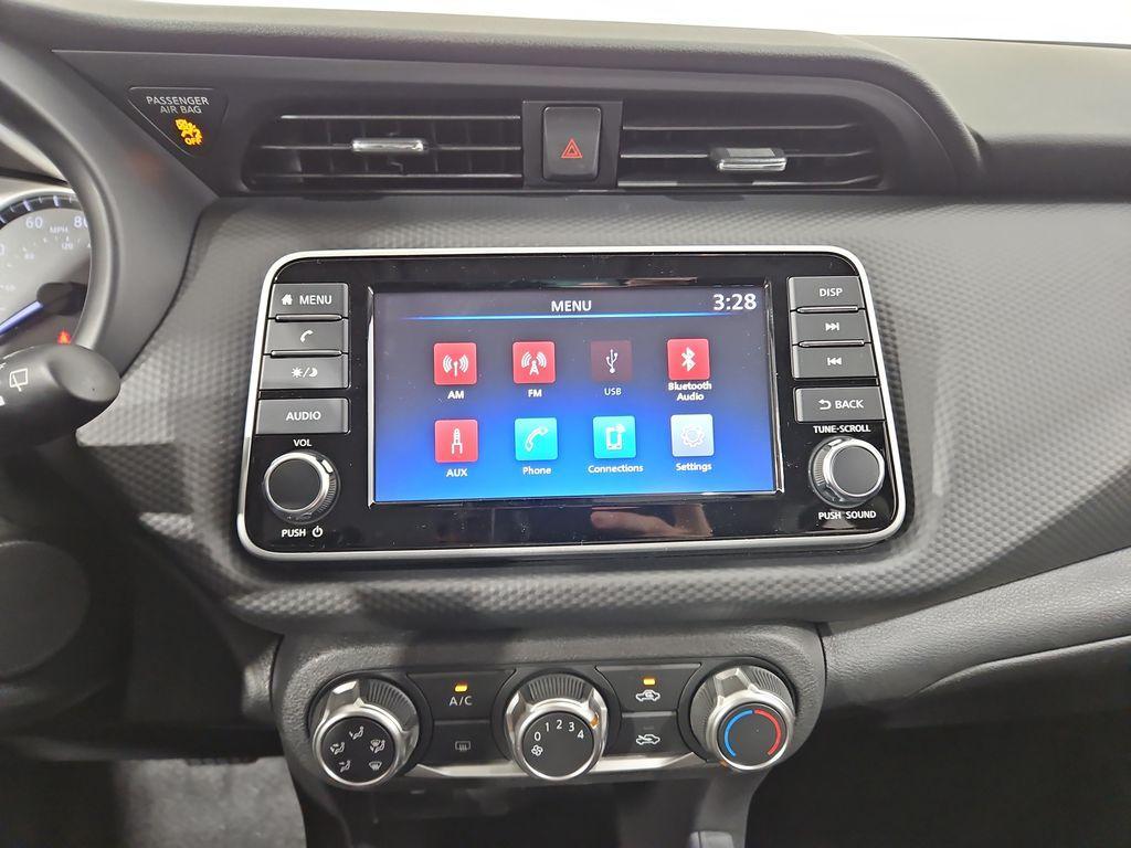 new 2025 Nissan Kicks Play car, priced at $21,886