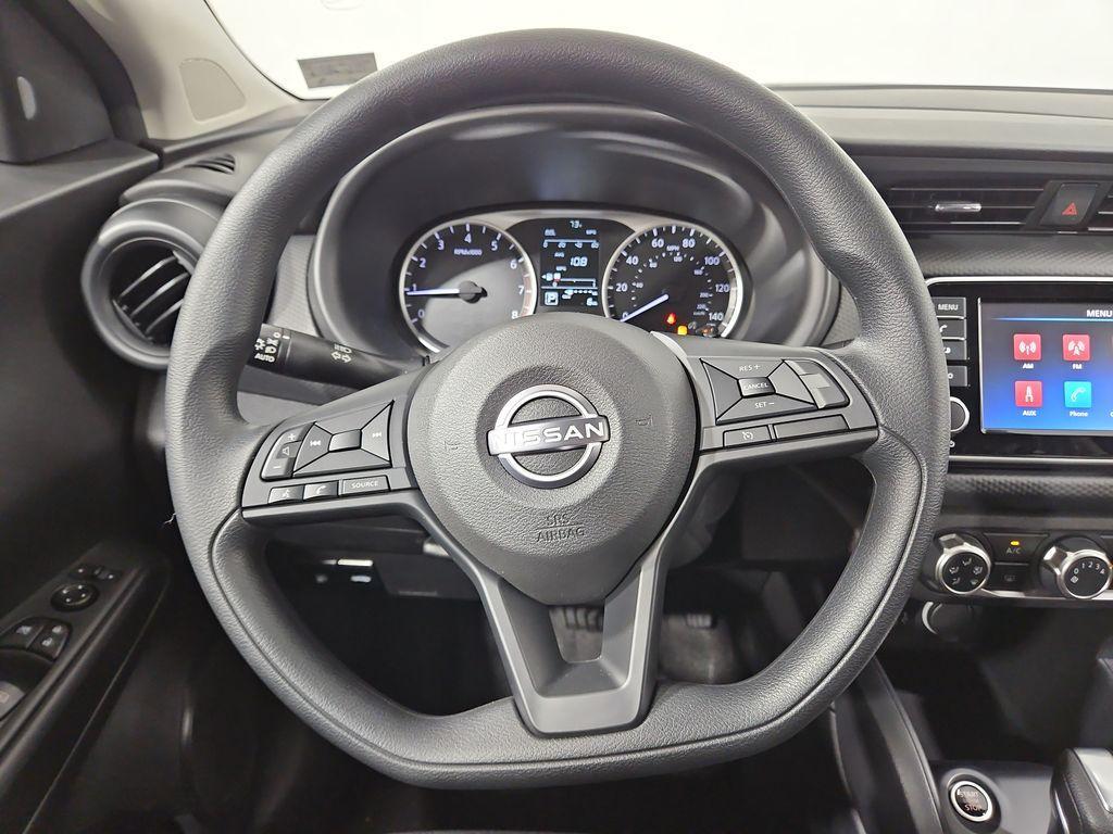 new 2025 Nissan Kicks Play car, priced at $21,886