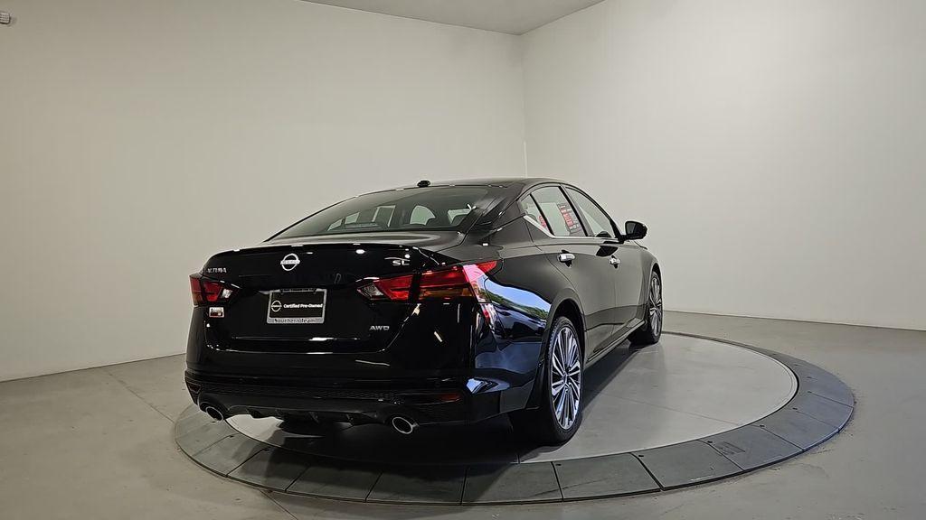 used 2024 Nissan Altima car, priced at $27,080