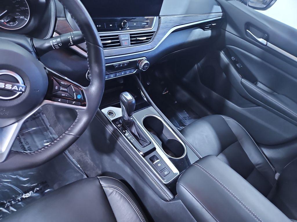 used 2024 Nissan Altima car, priced at $29,886