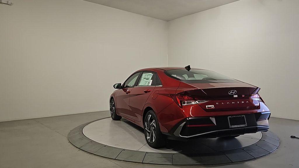 new 2025 Hyundai ELANTRA HEV car, priced at $28,732