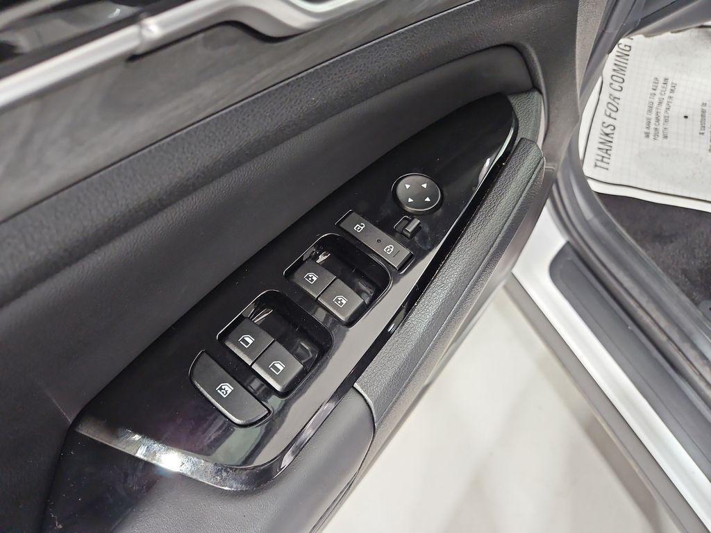 used 2024 Kia Sportage car, priced at $30,596