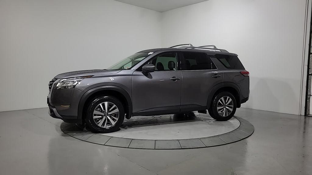 new 2024 Nissan Pathfinder car, priced at $41,457