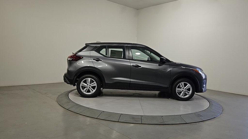 new 2025 Nissan Kicks Play car, priced at $21,557