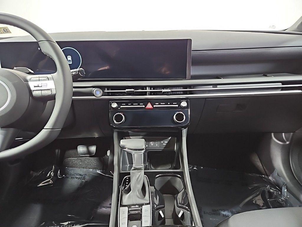 new 2025 Hyundai SANTA CRUZ car, priced at $38,785
