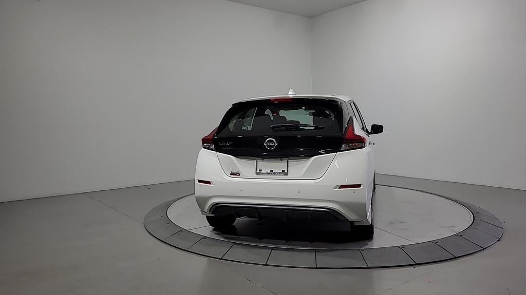 new 2024 Nissan Leaf car, priced at $25,000