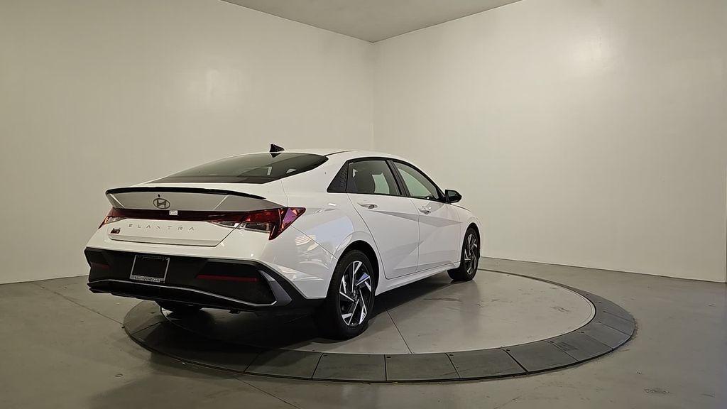 new 2025 Hyundai Elantra car, priced at $23,466