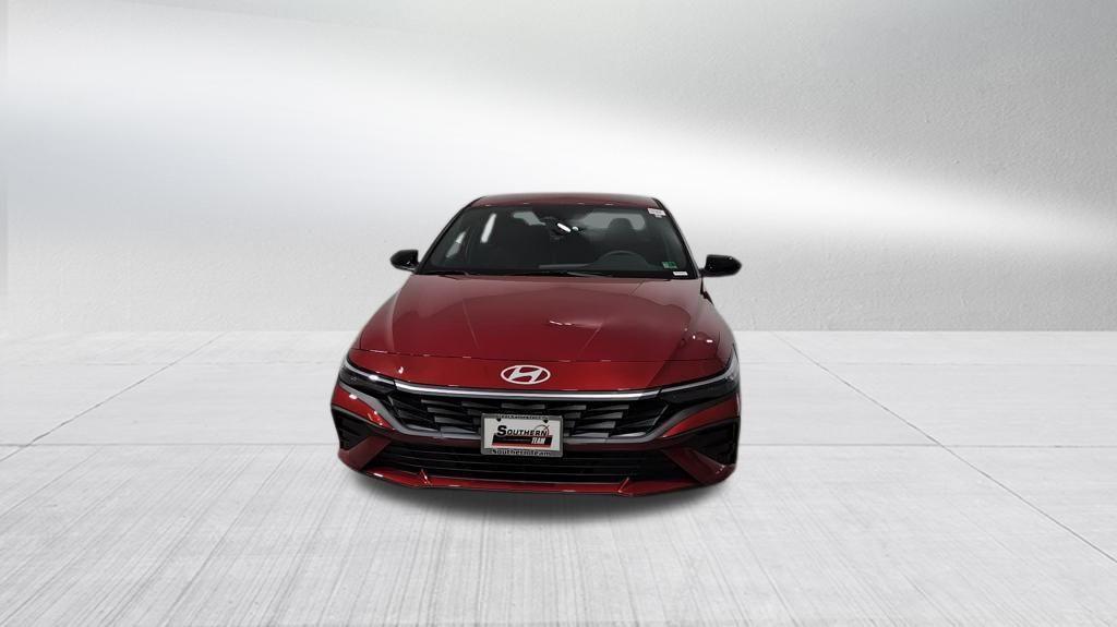 new 2025 Hyundai Elantra car, priced at $23,172