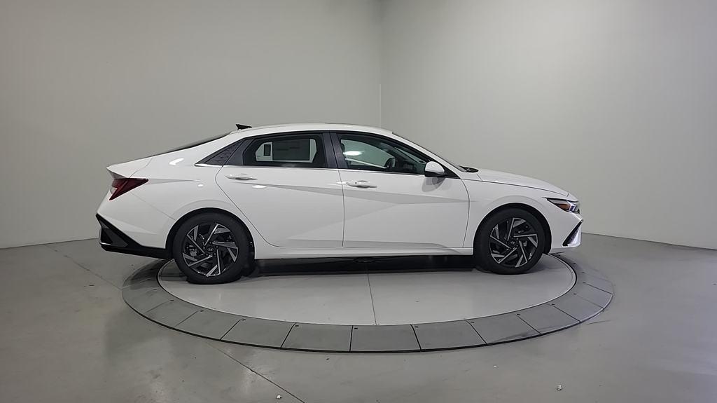 new 2024 Hyundai Elantra car, priced at $26,608