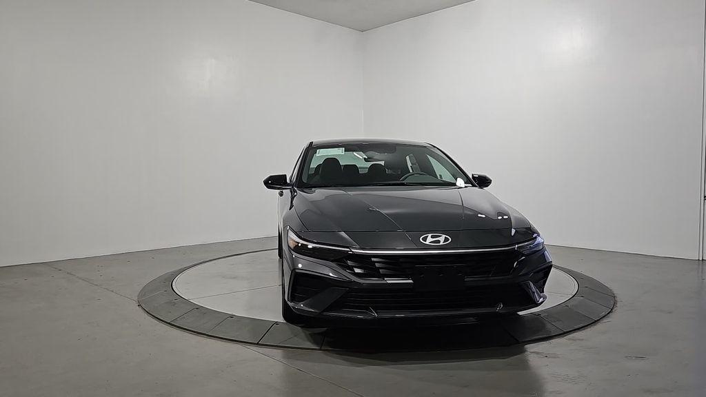 new 2025 Hyundai Elantra car, priced at $23,486
