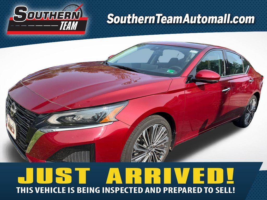 used 2024 Nissan Altima car, priced at $29,886