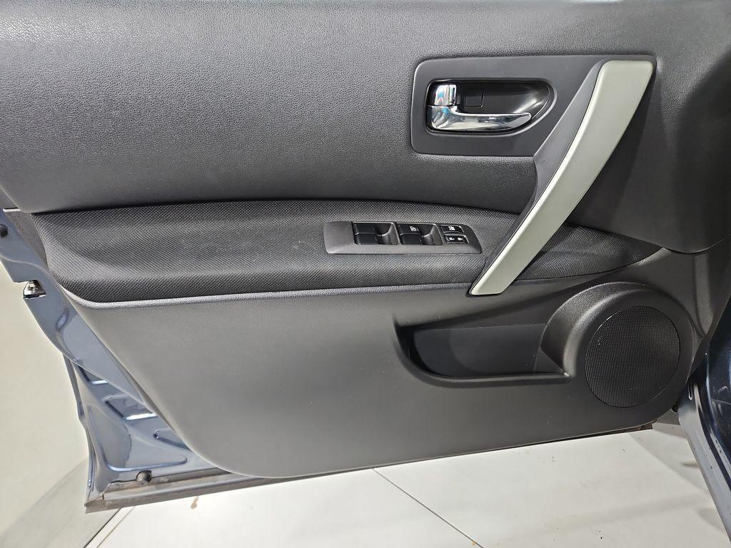 used 2014 Nissan Rogue Select car, priced at $8,922