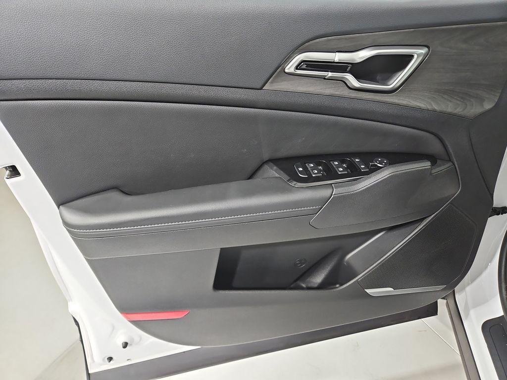 used 2024 Kia Sportage car, priced at $30,762