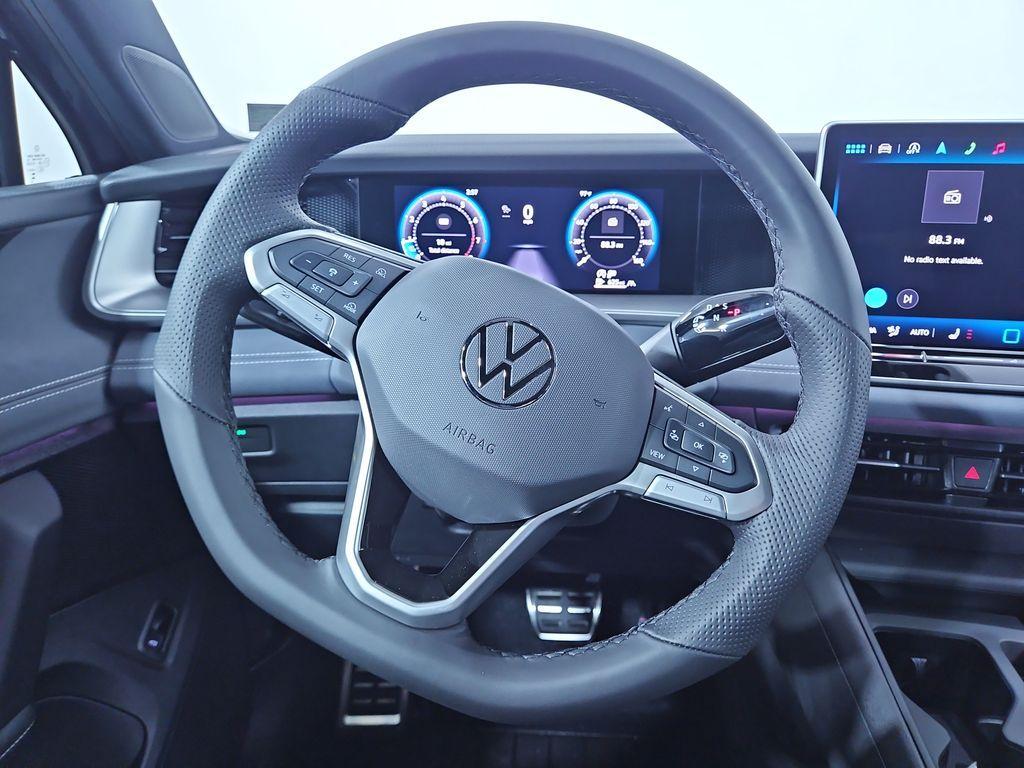 new 2025 Volkswagen Tiguan car, priced at $37,395