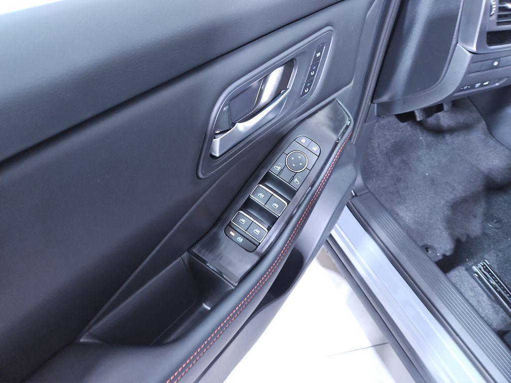 new 2025 Nissan Rogue car, priced at $35,850