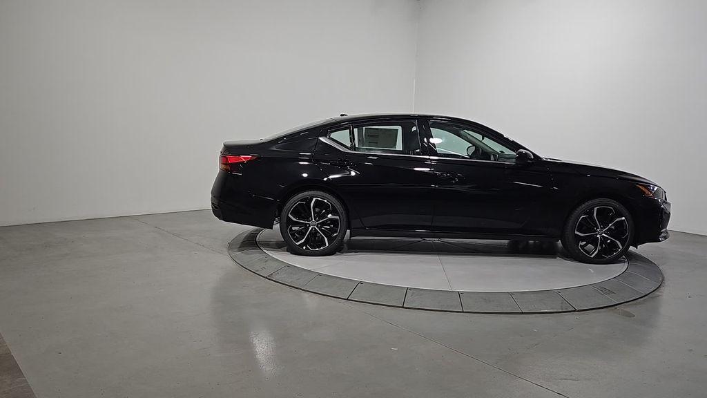 new 2025 Nissan Altima car, priced at $28,182