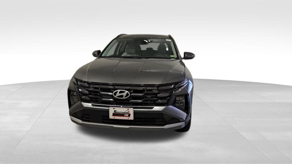 new 2025 Hyundai TUCSON Hybrid car, priced at $33,240