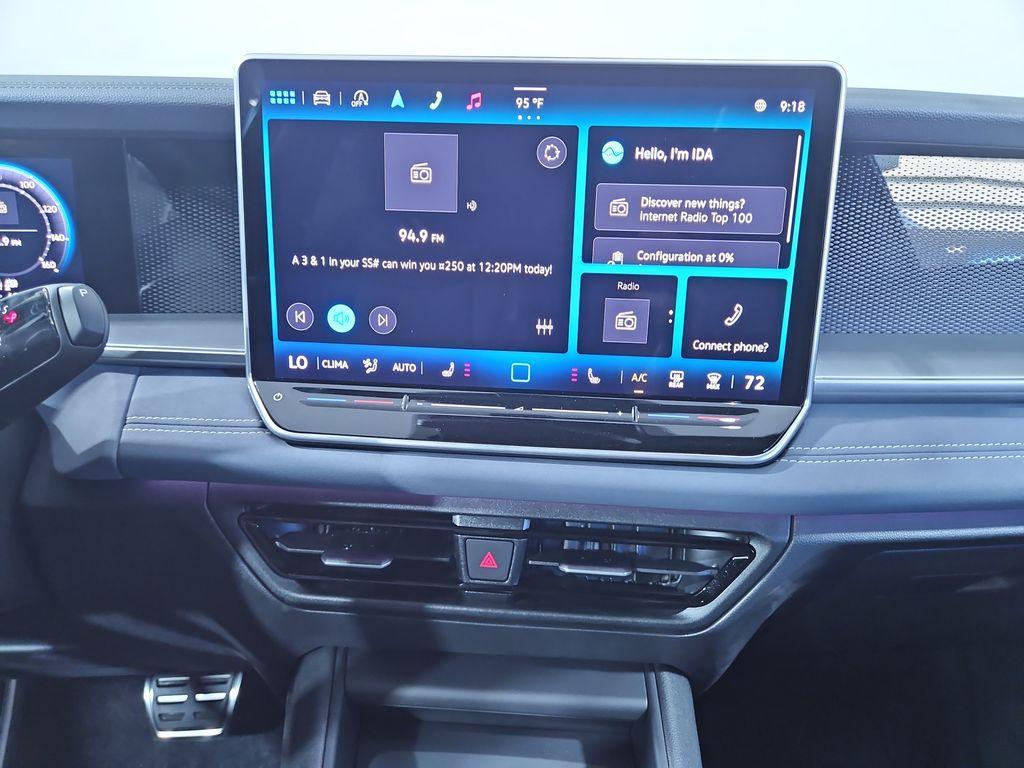 new 2025 Volkswagen Tiguan car, priced at $37,395