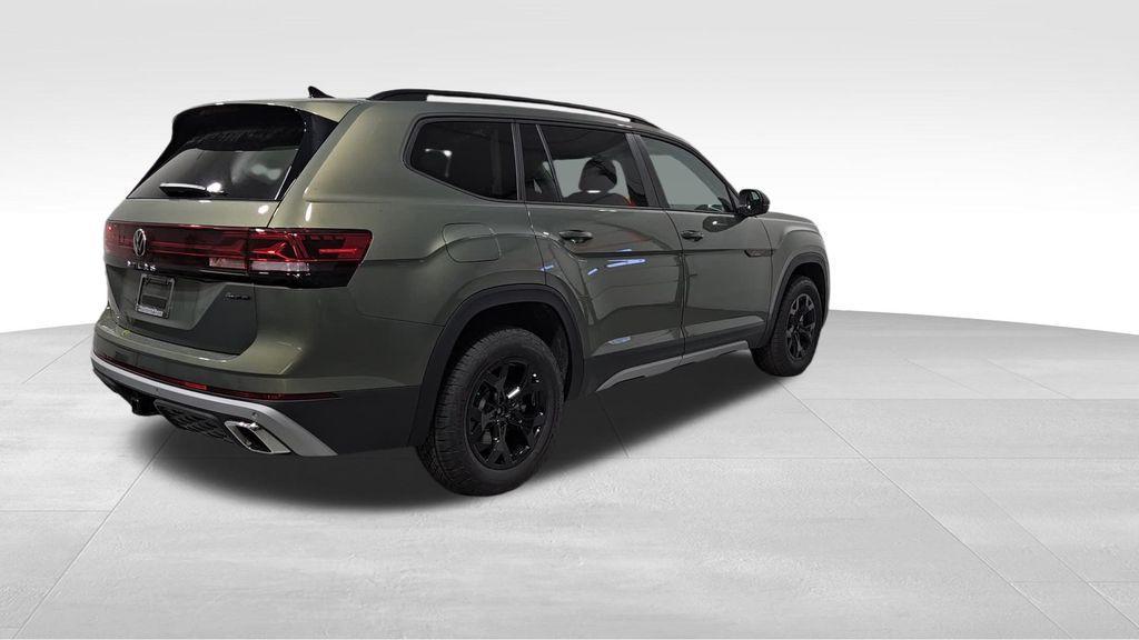new 2025 Volkswagen Atlas car, priced at $46,331
