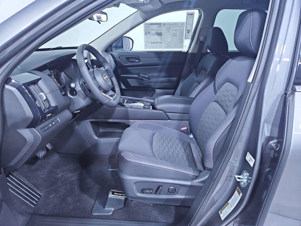 new 2025 Nissan Pathfinder car, priced at $43,519