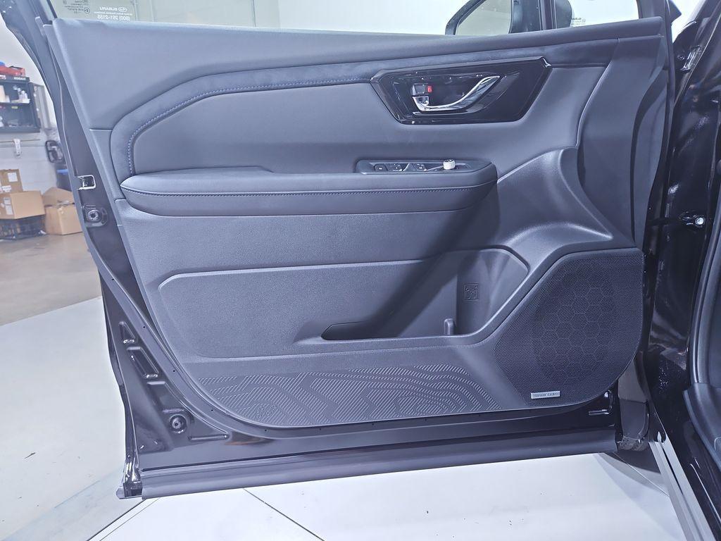 new 2025 Subaru Forester car, priced at $39,011