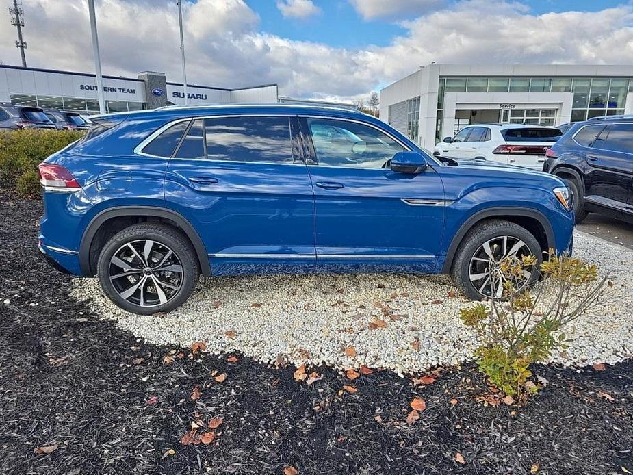 new 2025 Volkswagen Atlas Cross Sport car, priced at $53,160