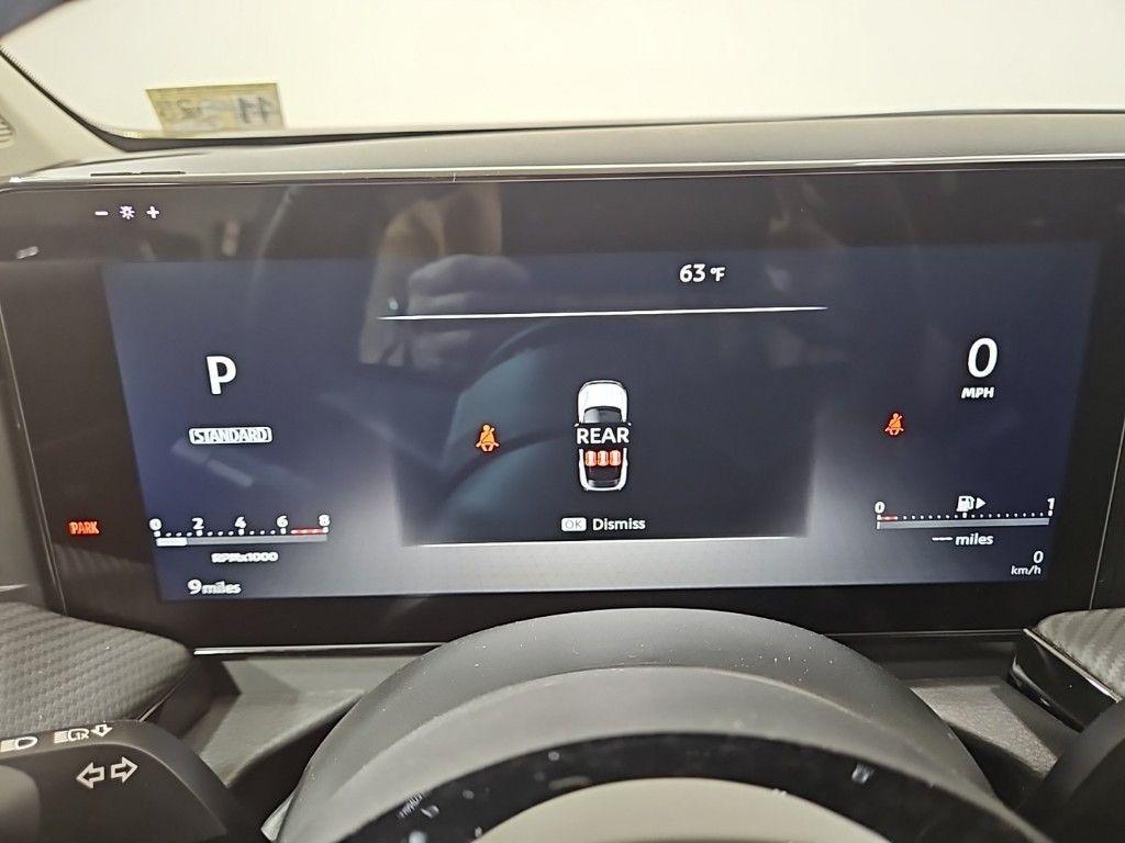 new 2025 Nissan Kicks car, priced at $28,920