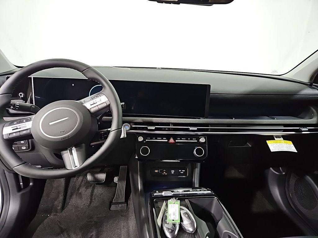 new 2025 Hyundai TUCSON Hybrid car, priced at $41,854