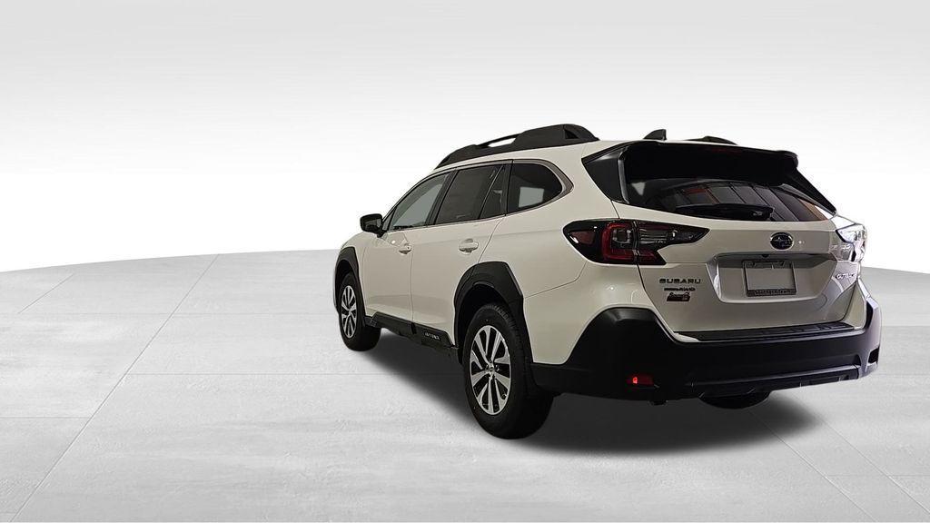 new 2025 Subaru Outback car, priced at $33,193