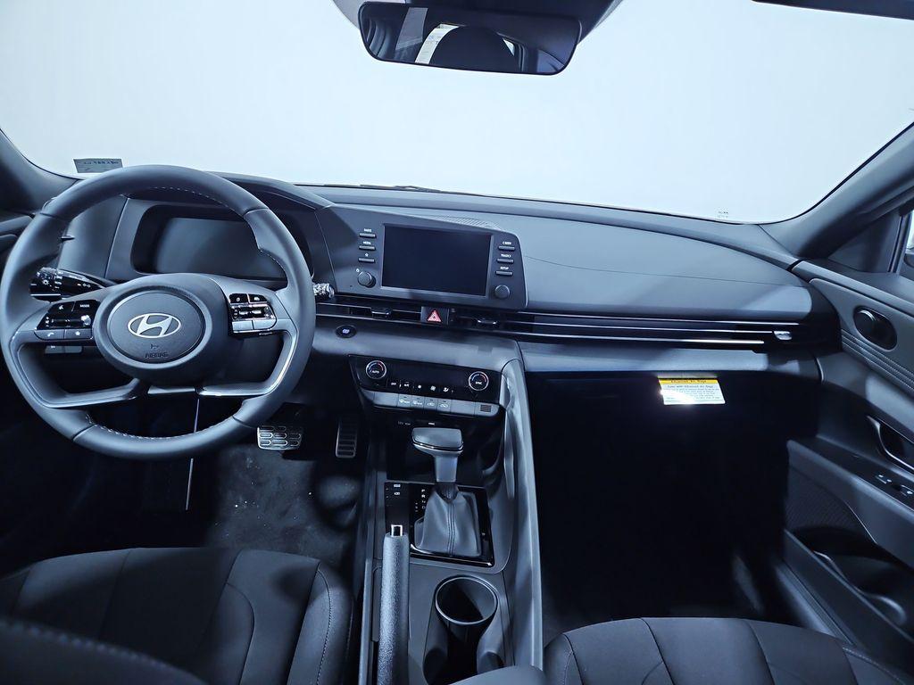 new 2025 Hyundai Elantra car, priced at $23,640