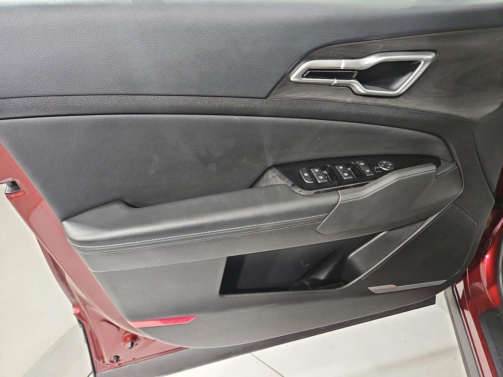 used 2024 Kia Sportage car, priced at $30,124