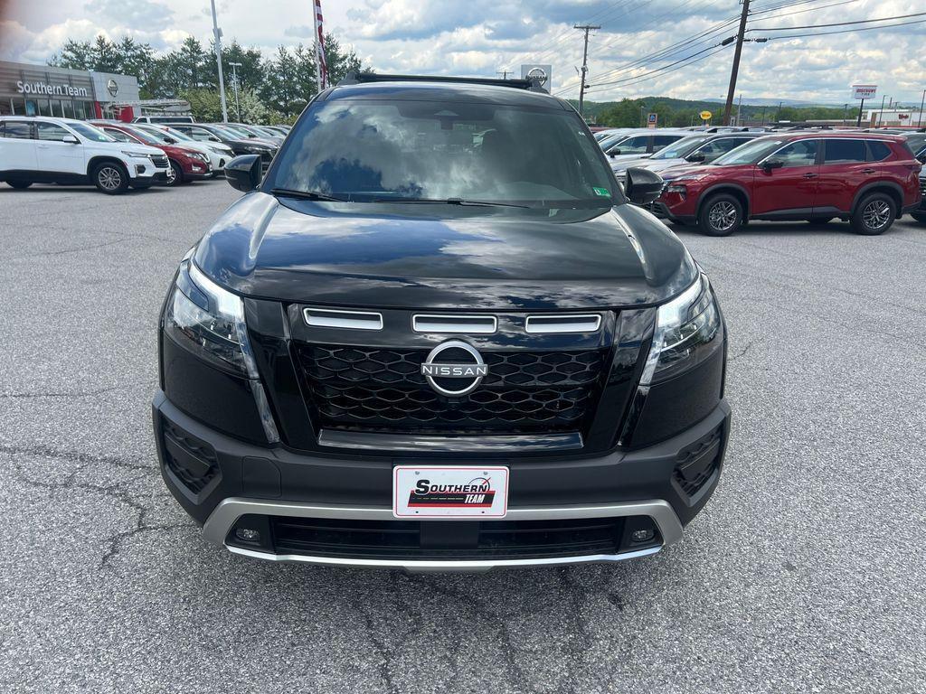 new 2025 Nissan Pathfinder car, priced at $42,688