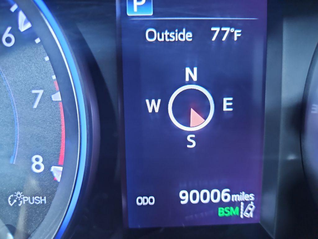 used 2019 Toyota Highlander car, priced at $26,367