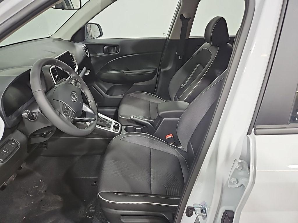 new 2025 Hyundai Venue car, priced at $24,668