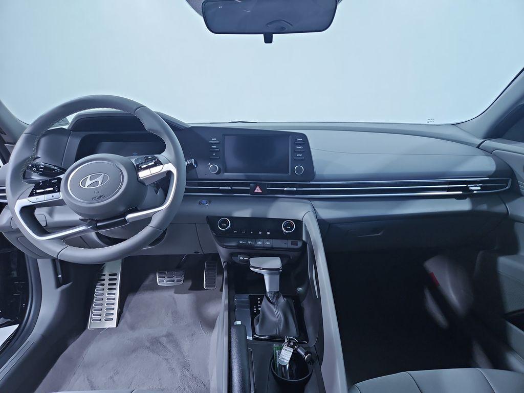 new 2025 Hyundai Elantra car, priced at $22,986