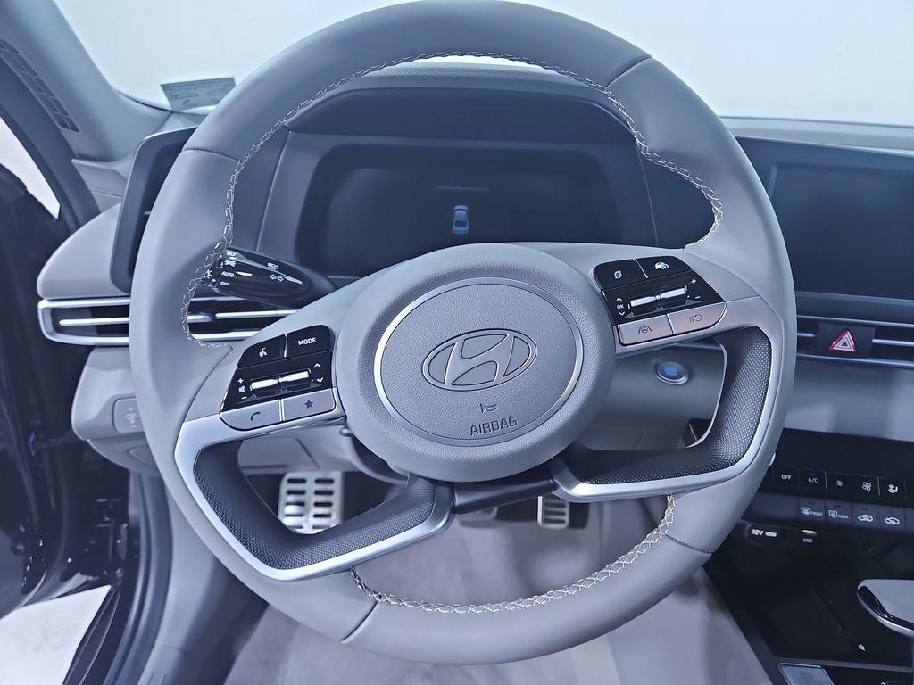new 2025 Hyundai Elantra car, priced at $22,986
