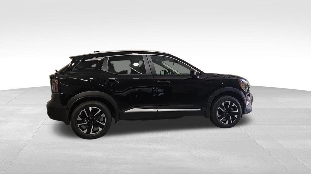 new 2025 Nissan Kicks car, priced at $28,065