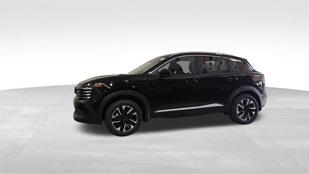 new 2025 Nissan Kicks car, priced at $28,065