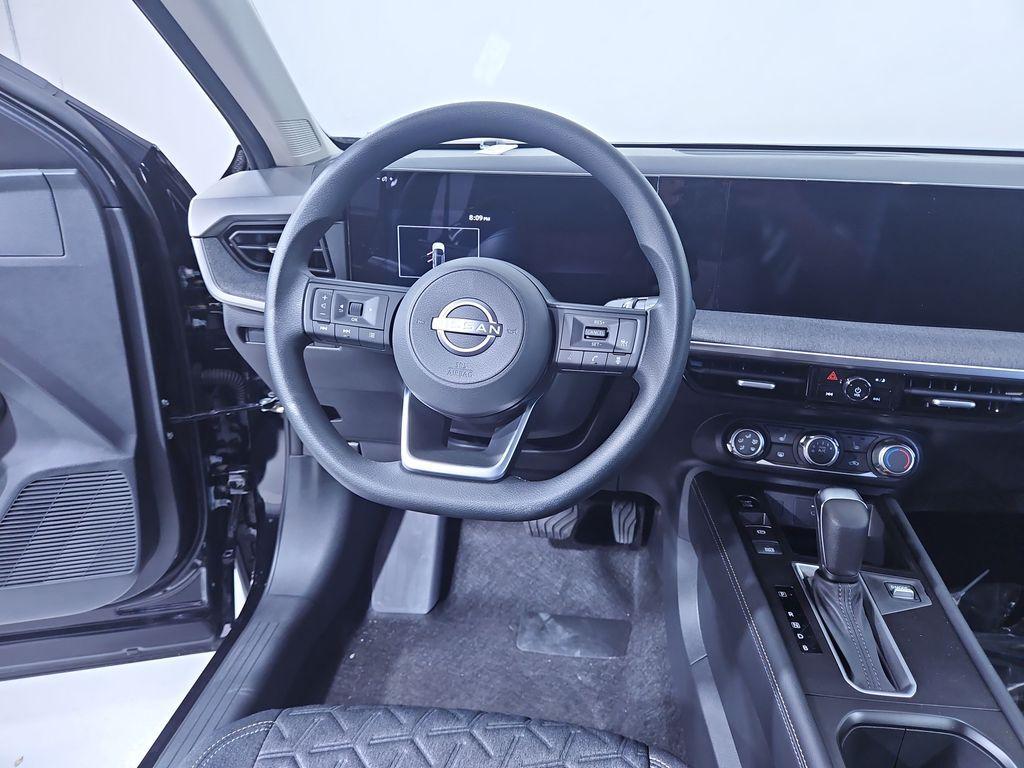 new 2025 Nissan Kicks car, priced at $28,065