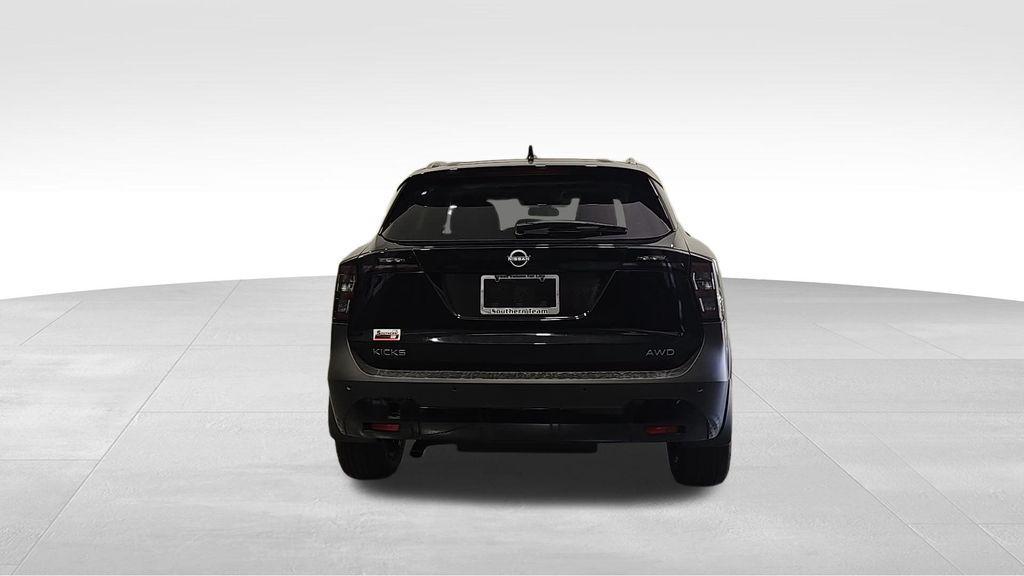 new 2025 Nissan Kicks car, priced at $28,065
