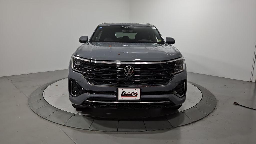 new 2024 Volkswagen Atlas Cross Sport car, priced at $51,806